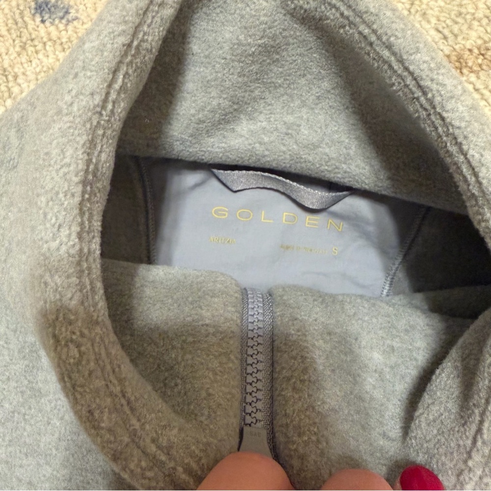 Aritzia Golden Polartec® 200 1/4 Zip Sweater Heather Chrome Gray - Picture 8 of 9